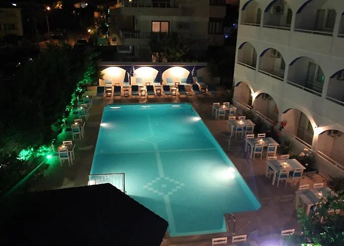 Altinyaz Hotel Çeşme